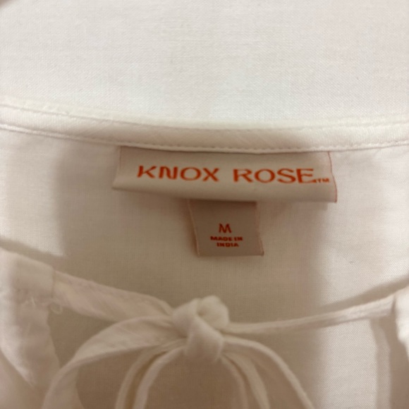 Knox Rose embroidered yoke dress, in a cotton gauze fabric and a tie neck - Picture 4 of 9